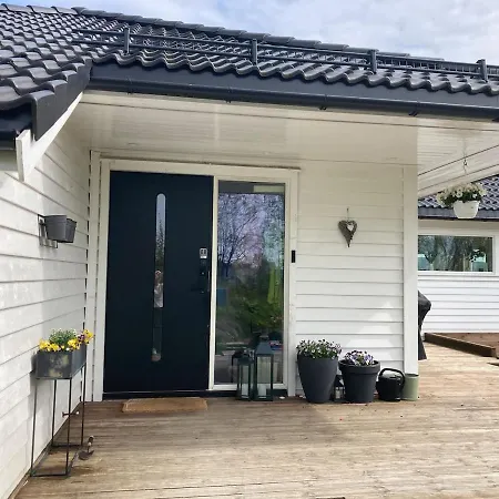 Feriehus Duplex Near Airport