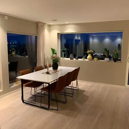 Feriehus Duplex Near Airport Bergen