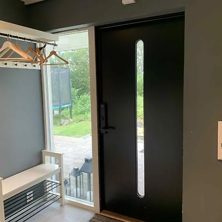 Nyaraló Duplex Near Airport *