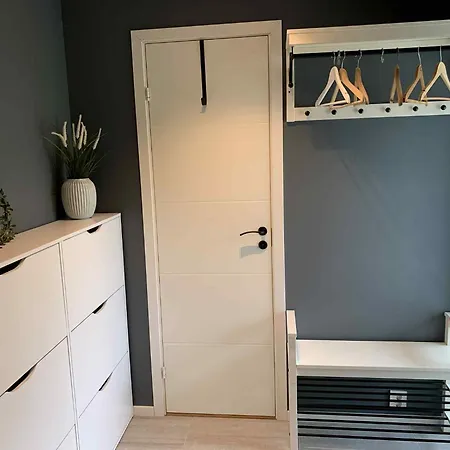 度假居 Duplex Near Airport